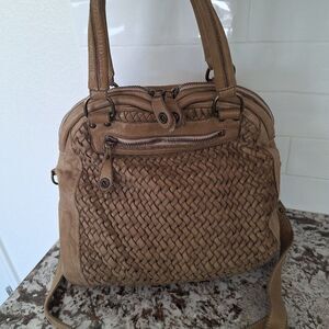 ERRELLEVENTIDUE Tan‎ Soft Leather Hobo Bag